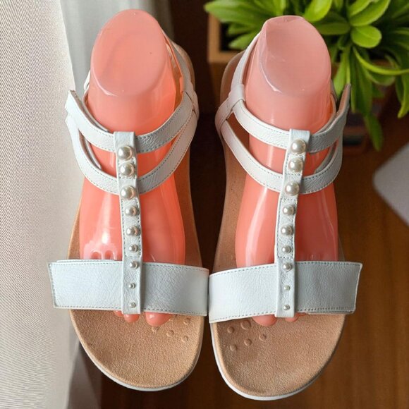 VIONIC ( 10 ) MIKAH White Leather Backstrap Sandal Pearl Detail 3-Zone Comfort - Picture 6 of 15